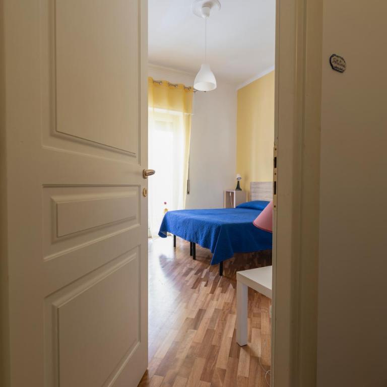 Ai Bastioni del Massimo - Camera Tripla Basic con Bagno in Comune - 18