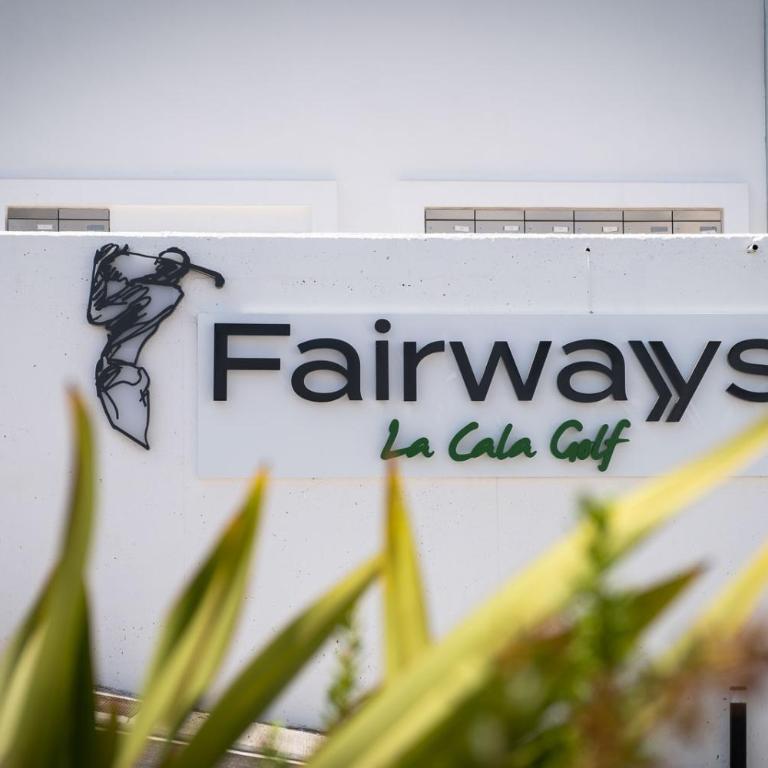 Luxury Golfside Ground Floor Penthouse with 3 Bedrooms XXL Terrace and Garden 2 to 6 pers one Price! Ideal for Golfers and Holidaymakers Near Marbella MIJAS GOLF Costa del Sol Completely Furnished and Equipped for an Unforgettable Holiday Pleasure! - Apartamento de 3 dormitorios - 33