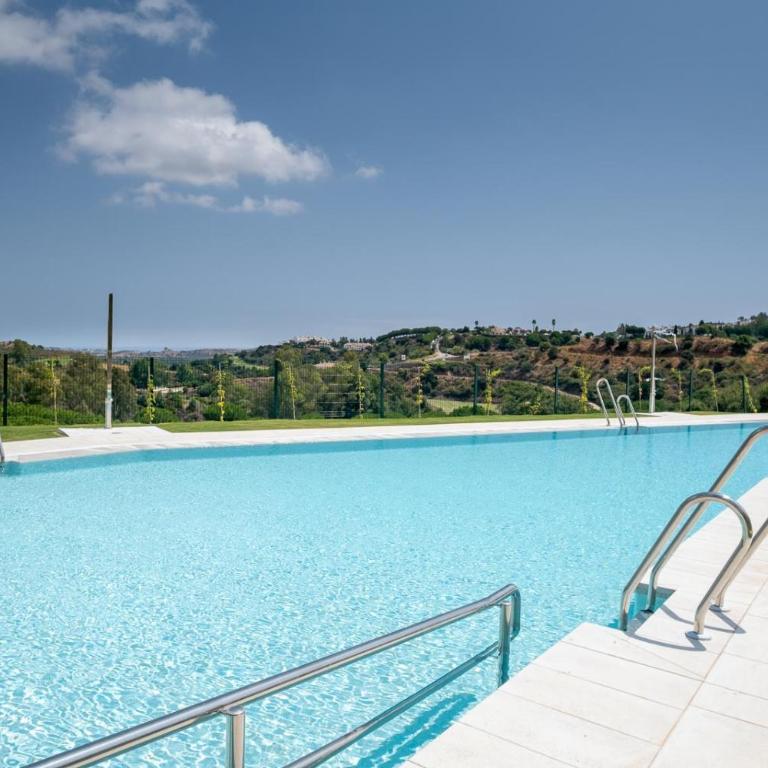 Luxury Golfside Ground Floor Penthouse with 3 Bedrooms XXL Terrace and Garden 2 to 6 pers one Price! Ideal for Golfers and Holidaymakers Near Marbella MIJAS GOLF Costa del Sol Completely Furnished and Equipped for an Unforgettable Holiday Pleasure! - Apartamento de 3 dormitorios - 24