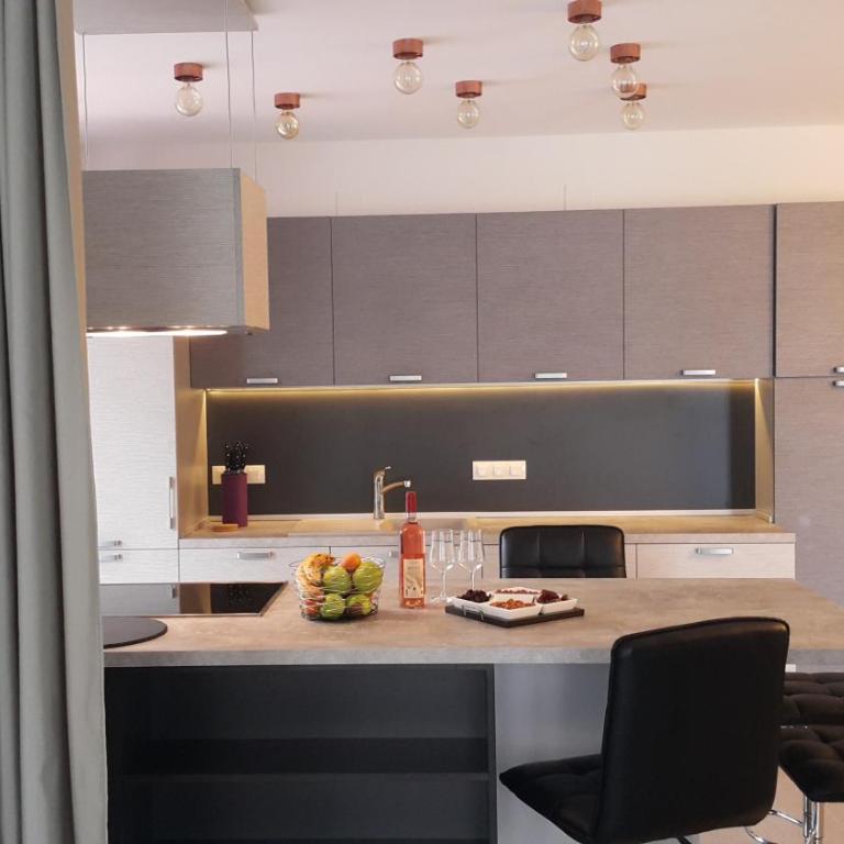 Charming apart with a big terrase and fireplace - Three-Bedroom Apartment - 1