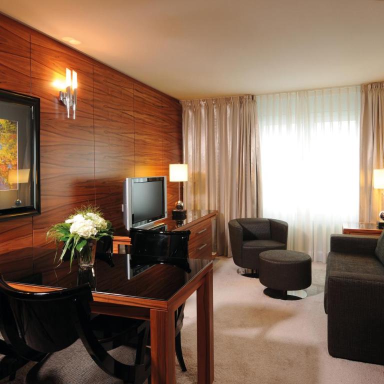 Maritim Hotel München - Junior Suite - 1
