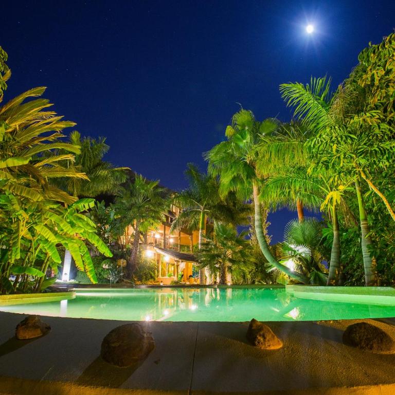 Indonesian Palace Luxurious Boutique - Villa - 5