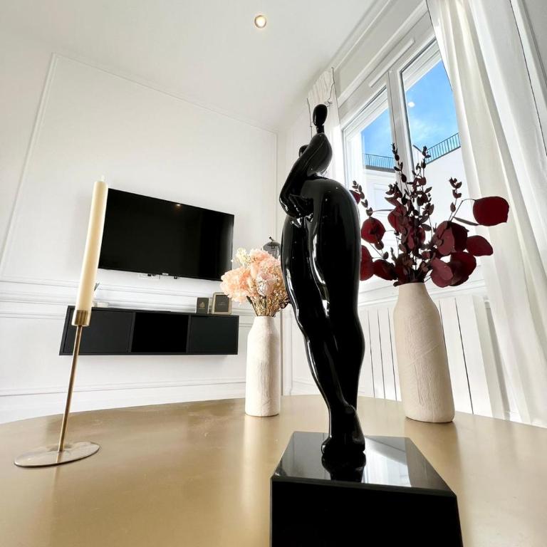 L incomparable - International Palace - Appartement avec Douche - 9