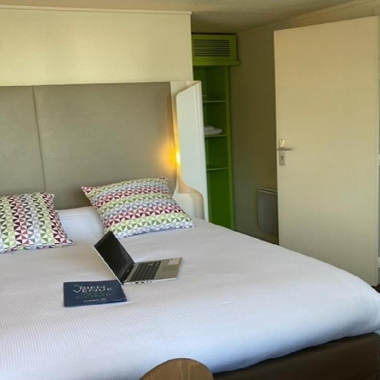 Campanile Annecy - Cran Gevrier - Standard Double Room - 1