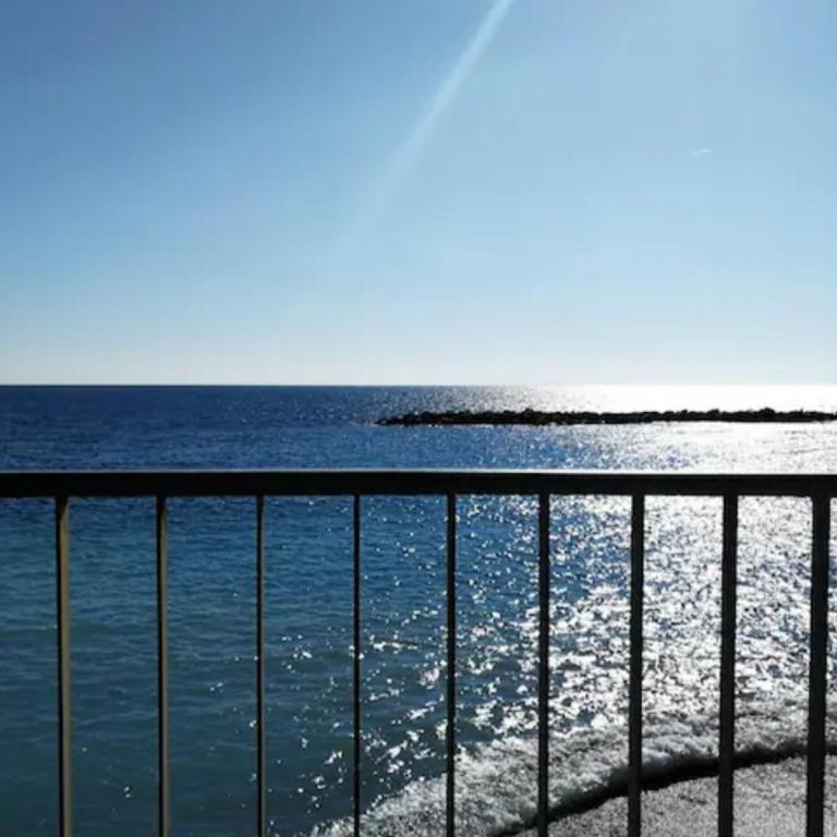 GIARDINO IN CITTA; CENTRALISSIMO - Appartamento con 2 Camere da Letto - 65