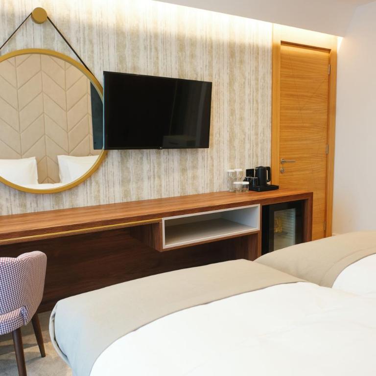 Hotel Zlatibor - Chambre Lit King-Size Standard - 3