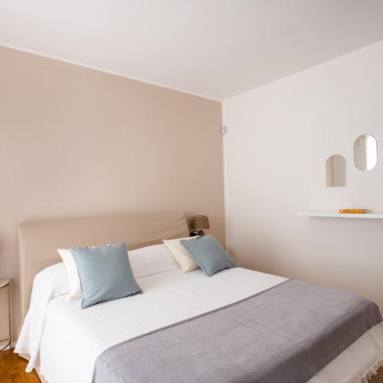Moncada Suites & Apartments - Camera Matrimoniale/Doppia con Letti Singoli con Bagno Privato Esterno - 3