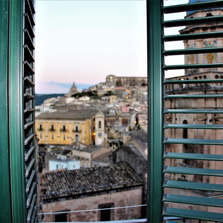 B&B Belvedere All'Idria - Camera Matrimoniale Deluxe con Balcone - 9