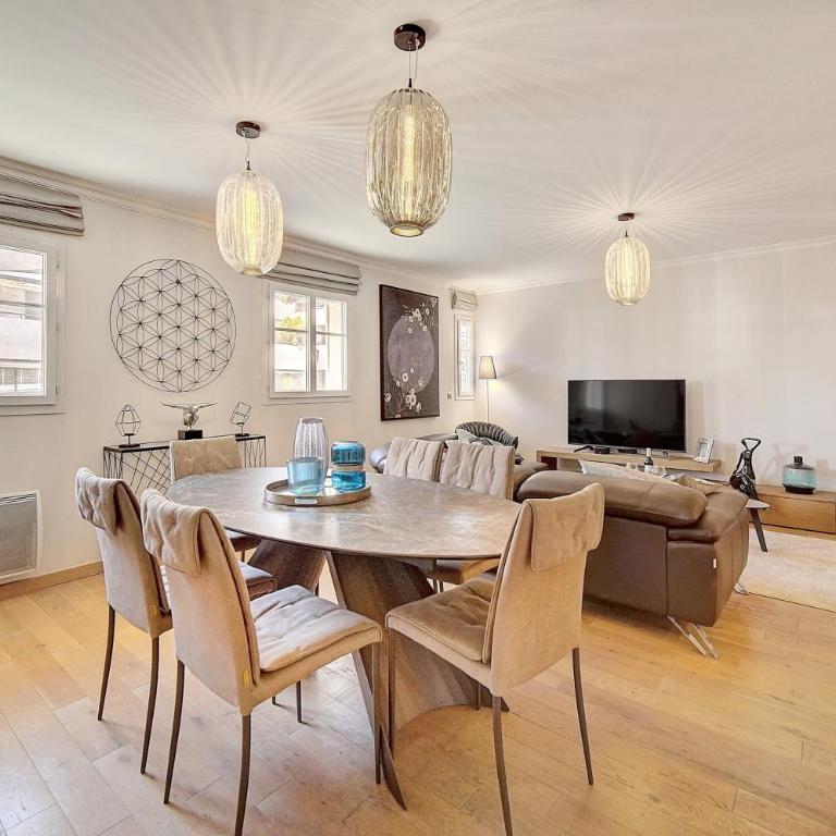 Cannes banane 50m croisette, luxueux 4 pièces dans résidence de standing - Appartement 3 Chambres - 30