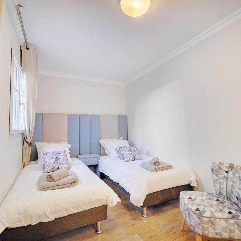 Cannes banane 50m croisette, luxueux 4 pièces dans résidence de standing - Appartement 3 Chambres - 32