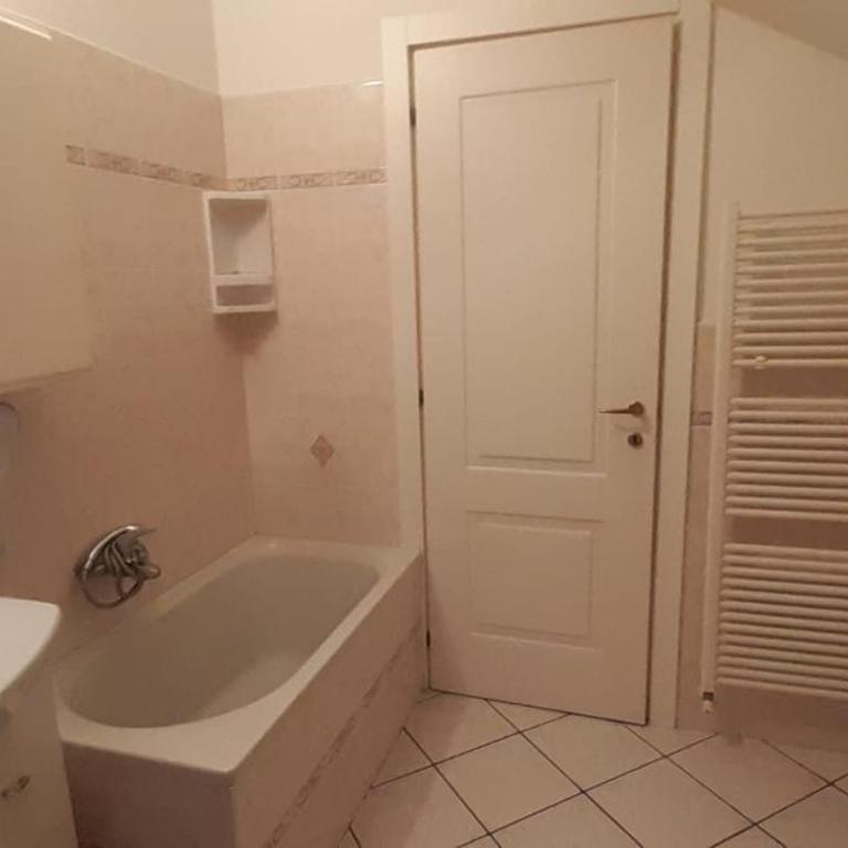 affittacamere marosa - Camera Matrimoniale con Bagno Privato Esterno - 9