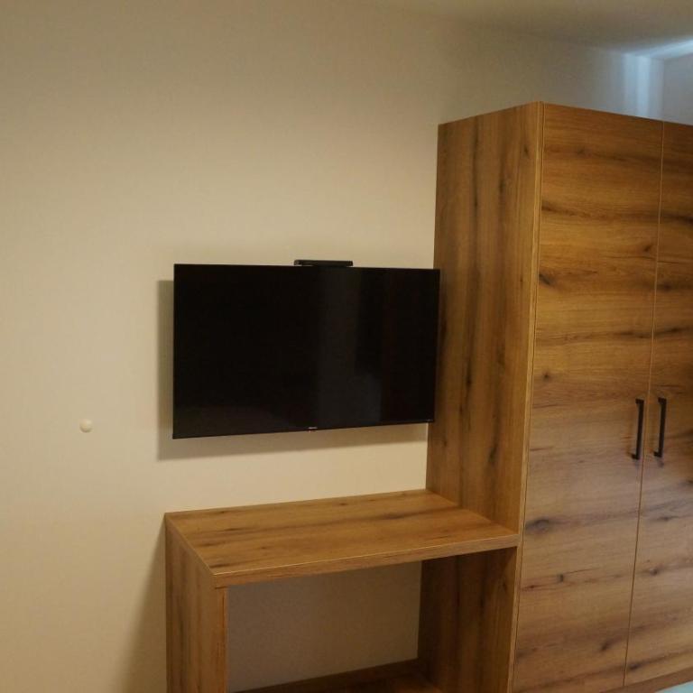 Sun Hill - Apartment 5 - 6