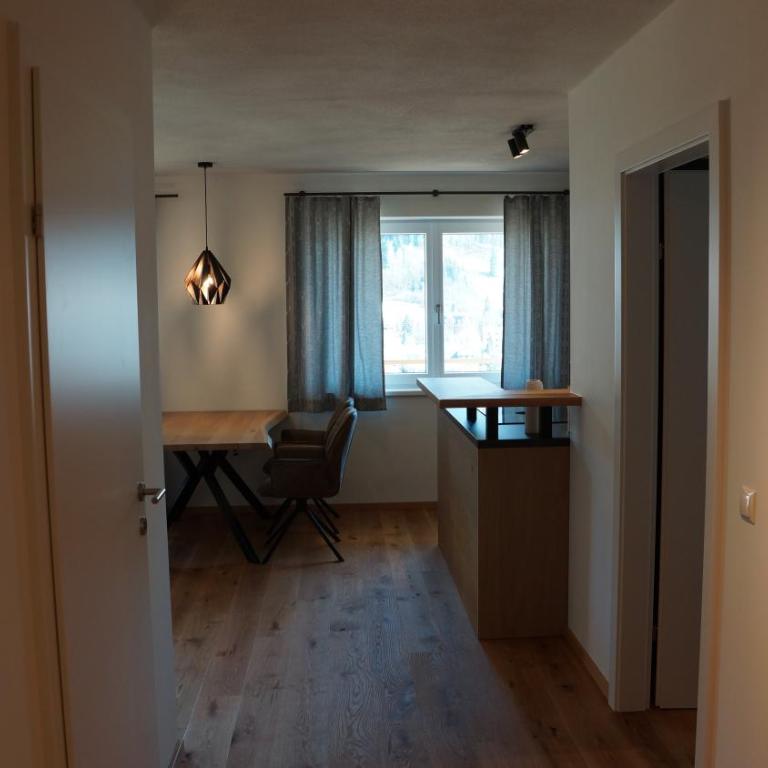 Sun Hill - Apartment 10 - 11