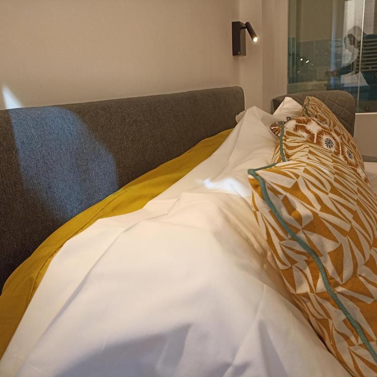 Al Porto 61 - Rooms for Rent - Deluxe Double Room - 5