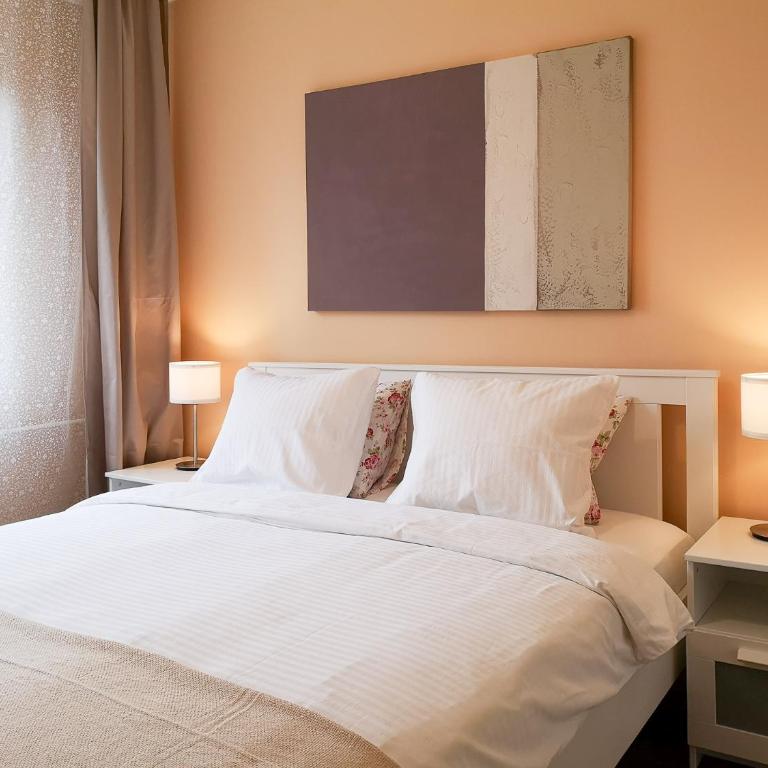 FilinHome Trg Mladenaca 2 - Apartman sa 2 Spavaće Sobe - 1