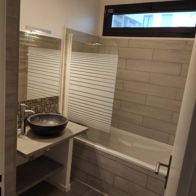 Les Tamaris - Appartamento con 2 Camere da Letto - 9