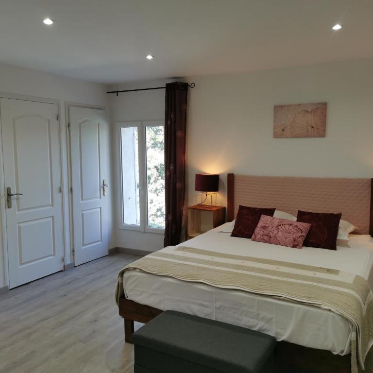 1832 La Rabassière - Chambre Double - 9