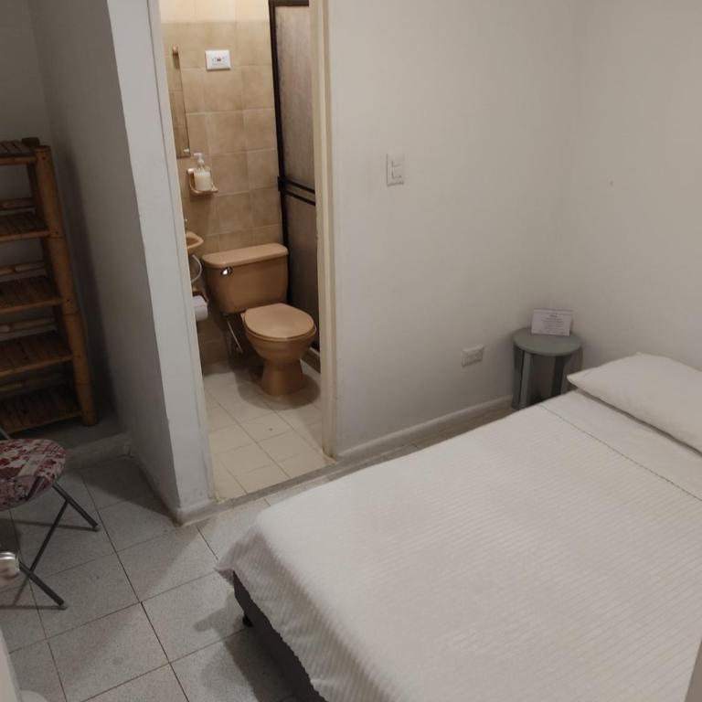 Hotel San Telmo - Habitación Doble con baño privado - 2