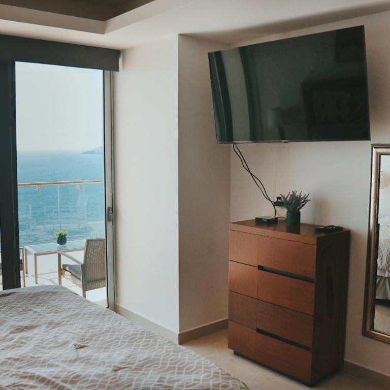 Nuevo Ap. Piso 15; vista al mar, alberca y jacuzzi - Two-Bedroom Apartment - 3