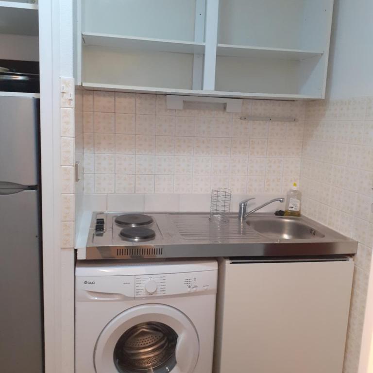 Dax à pied! T1 2 étoiles centre ville balcon - Appartement 1 Chambre - 10