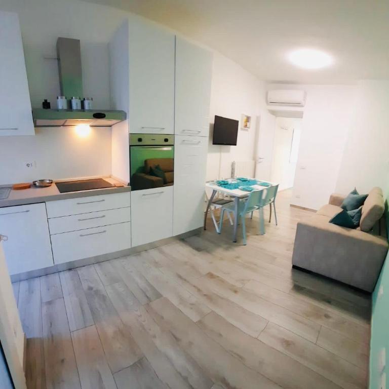 Tiffany Suites Milano - Appartamento con 2 Camere da Letto - 1