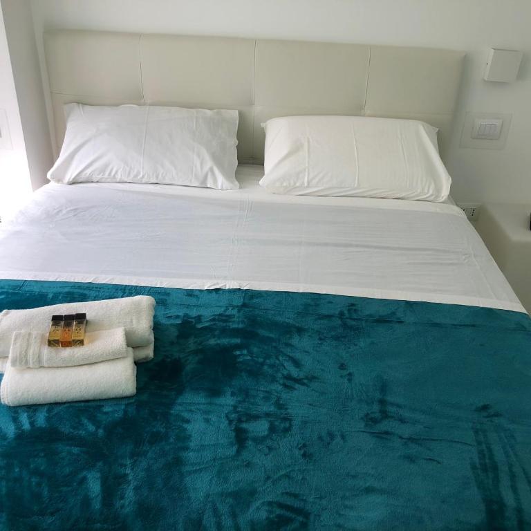 Tiffany Suites Milano - Appartamento con 2 Camere da Letto - 13