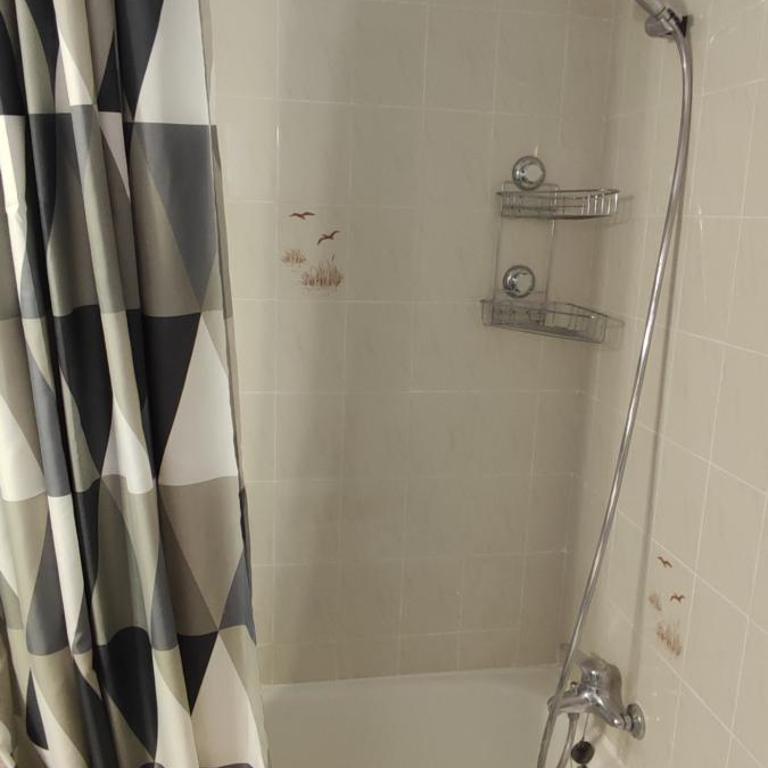Apartamento en zona céntrica y tranquila. - Apartamento de 3 dormitorios - 14