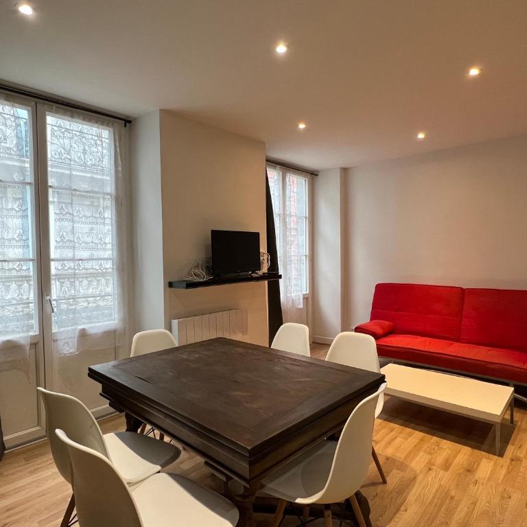 Au coeur de Cauterets, T2 + alcôve. 4P. - Appartement 1 Chambre - 2