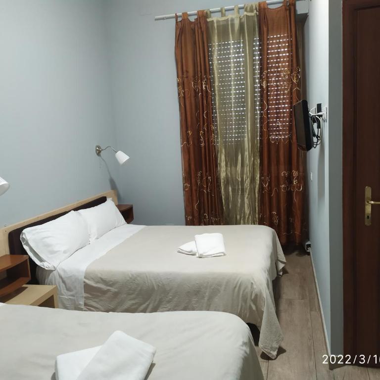 NEW PARADISE - Executive Queen Room with Two Queen Beds - 13