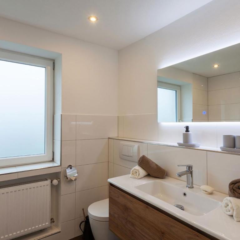 Top 98 qm Ferienwohnung im Allgäu, Balkon und Parkplatz - Apartment mit 3 Schlafzimmern - 11