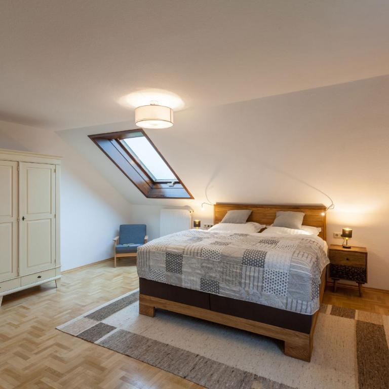 Top 98 qm Ferienwohnung im Allgäu, Balkon und Parkplatz - Apartment mit 3 Schlafzimmern - 3