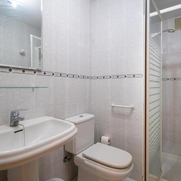 Coliseo 2 - Two-Bedroom Apartment - 14