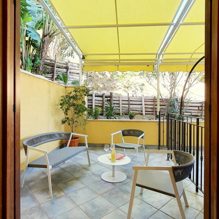 Hotel Cala Marina - Camera Matrimoniale Classic con Patio - 9