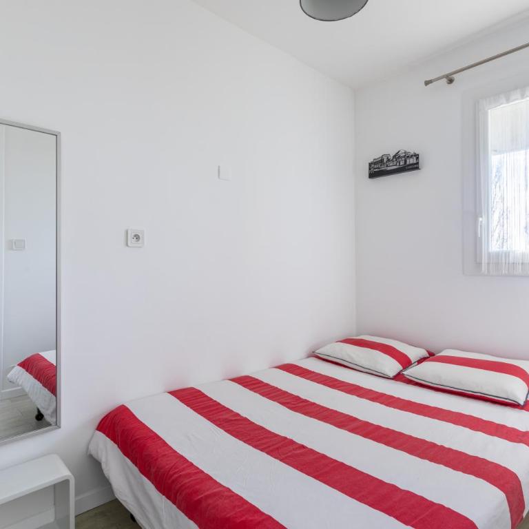 Le P'tit Idéal - Two-Bedroom Apartment - 4