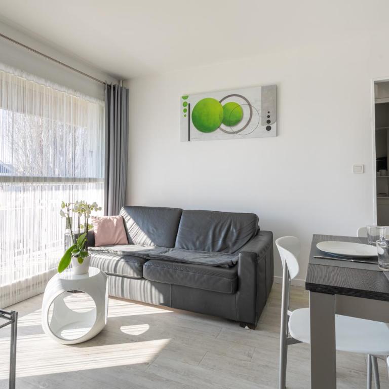 Le P'tit Idéal - Two-Bedroom Apartment - 9