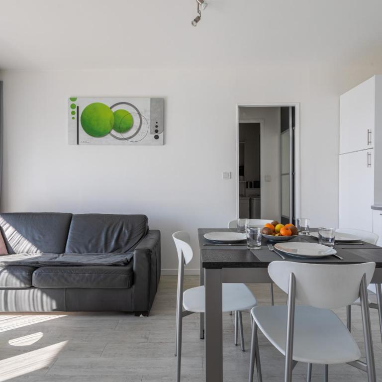 Le P'tit Idéal - Two-Bedroom Apartment - 10