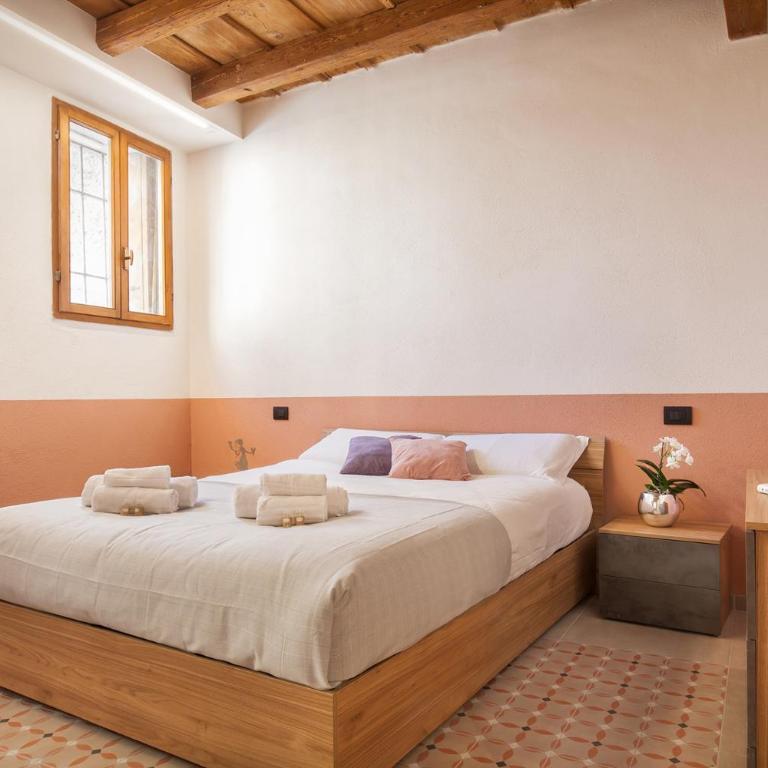 VERONA GARDEN - One-Bedroom Apartment - 13