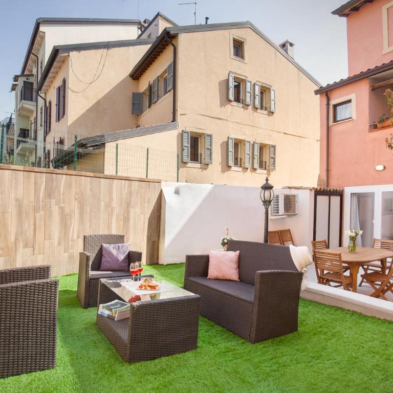 VERONA GARDEN - One-Bedroom Apartment - 3