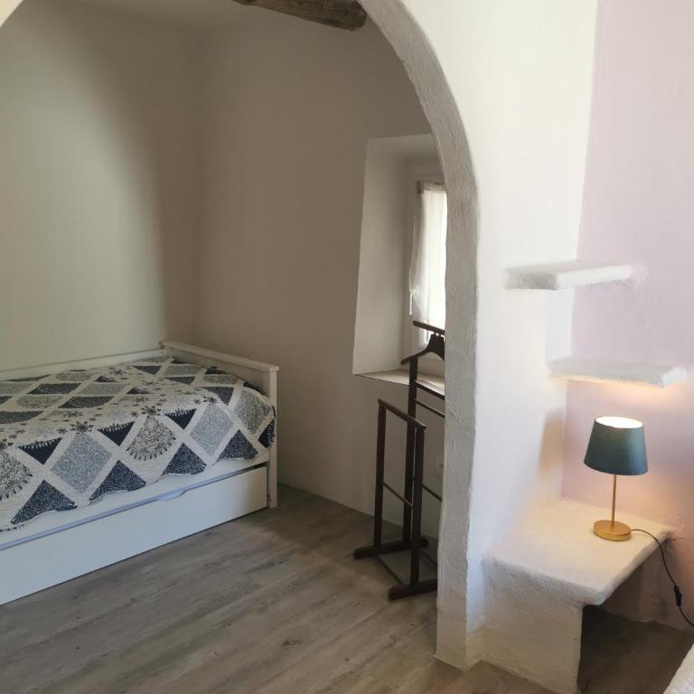 1832 La Rabassière - Chambre Double - 9
