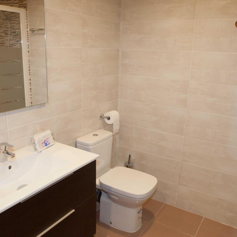 COSTA DAURADA APARTAMENTS - Royal 106 Luxe - Two-Bedroom Apartment - 13