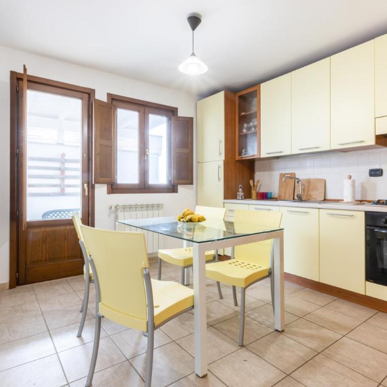 GuestHost - Lecce Colorful Flat with terrace & parking - One-Bedroom Apartment - 6
