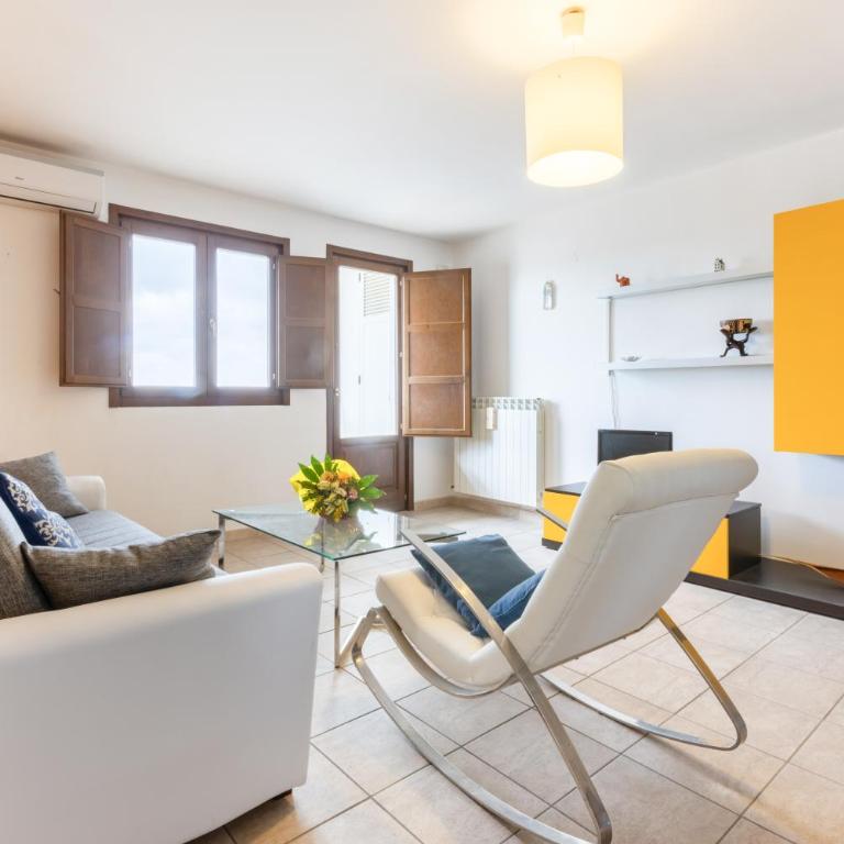 GuestHost - Lecce Colorful Flat with terrace & parking - One-Bedroom Apartment - 5
