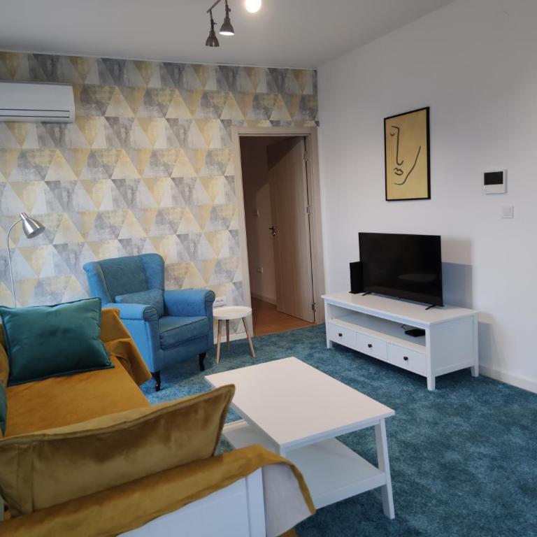 Blue Apartment Riverside - One-Bedroom Apartment - 1