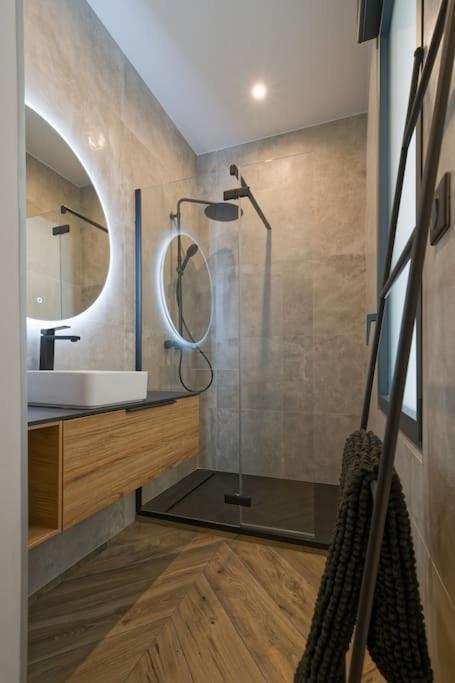 Appartement d’exception en centre ville sur quai - Appartement 2 Chambres - 17