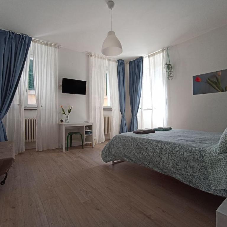 B&B Bel Fiore - Camera Matrimoniale con Bagno Privato Esterno - 1