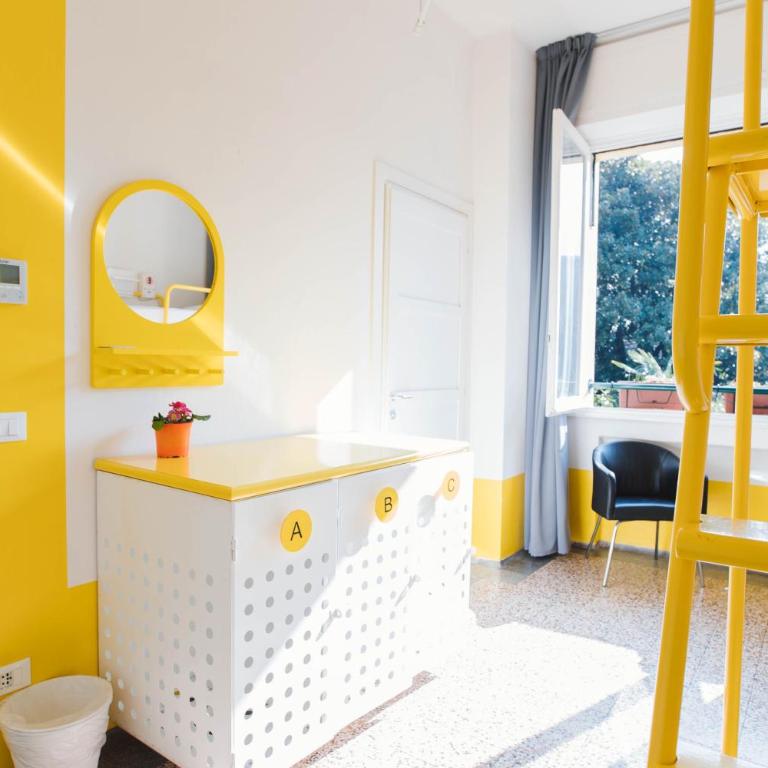 Ostello Bello Lake Como - Posto Letto in Dormitorio Femminile per 4 Persone - 2