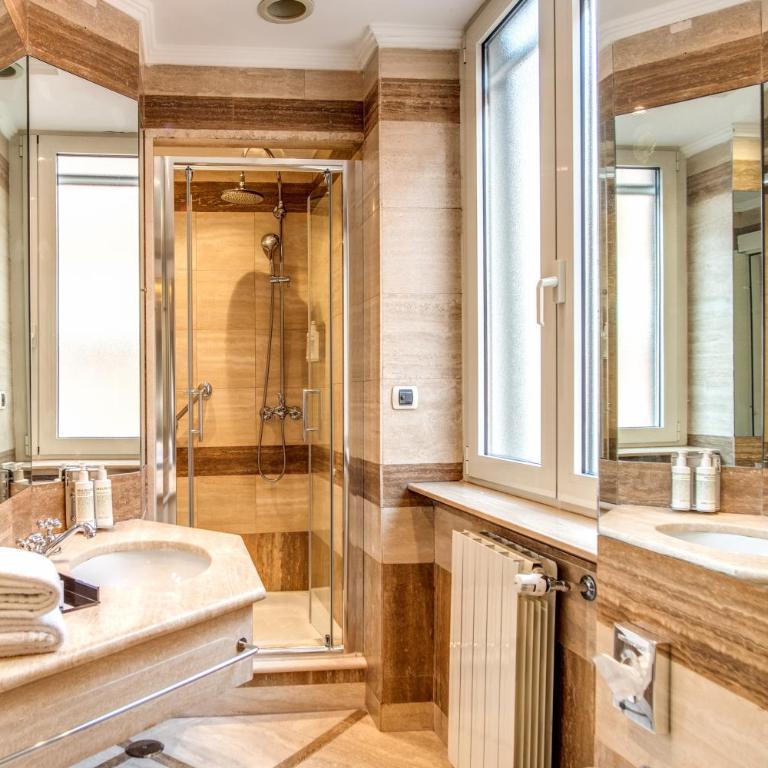The Britannia Hotel - Classic Double Room - 9