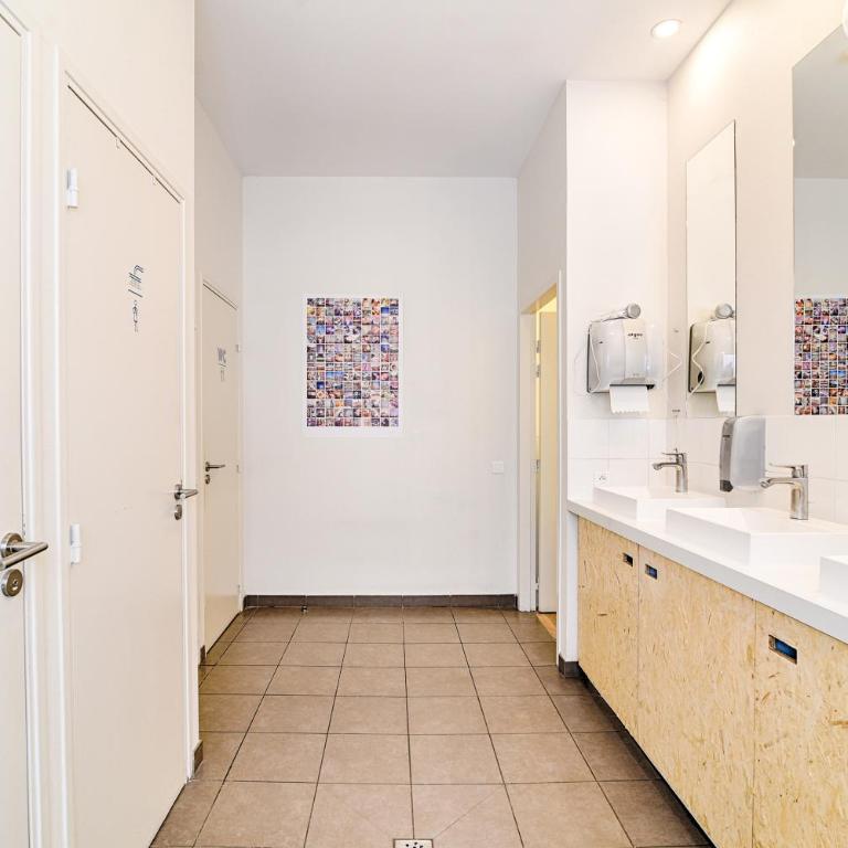SLO Hostel Lyon Saxe - Lits Superposés dans Dortoir Femmes de 8 Lits - 8