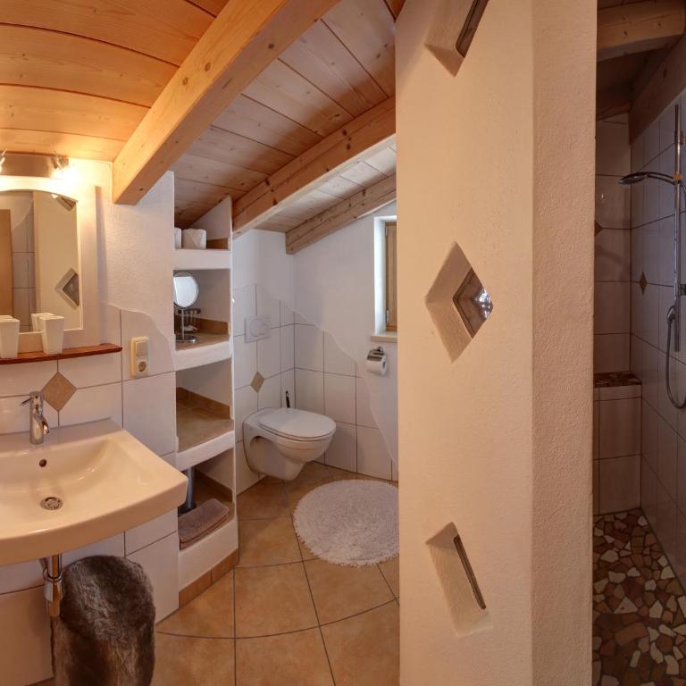 Feriendomizil Stöberl - Chiemgau Karte - Apartment mit 1 Schlafzimmer und Balkon - 12