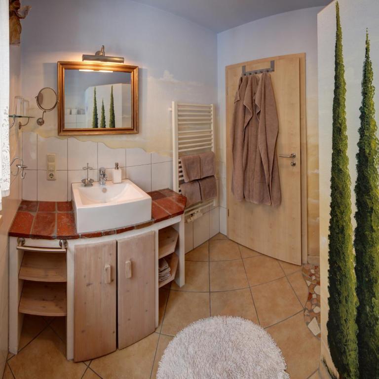 Feriendomizil Stöberl - Chiemgau Karte - Apartment mit 2 Schlafzimmern und Balkon - 13